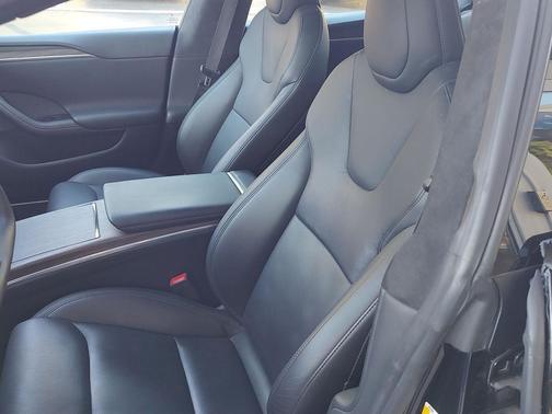 2021 Tesla Model S Long Range