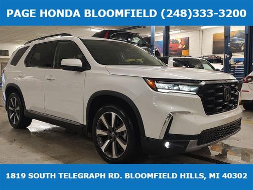 2023 Honda Pilot Touring 8-Passenger