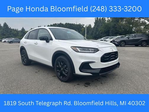 Platinum White Pearl 2026 Honda HR-V AWD Sport