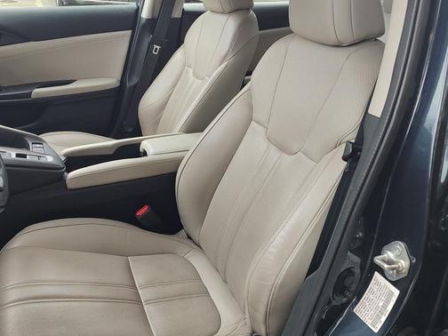 2019 Honda Insight Touring