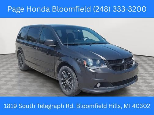 Granite Pearlcoat 2017 Dodge Grand Caravan GT