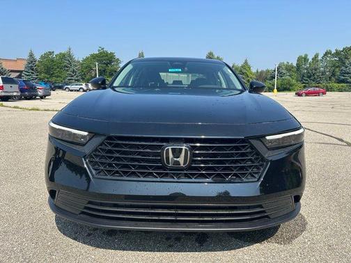 2025 Honda Accord LX 1.5T