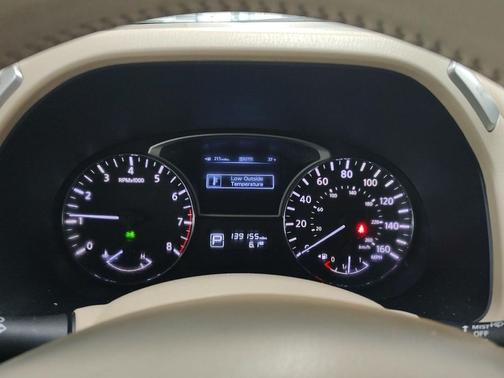 2013 Nissan Pathfinder SV