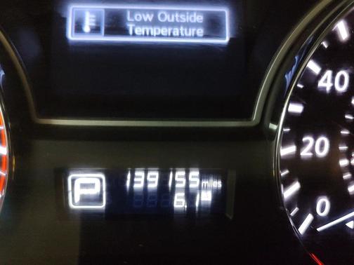 2013 Nissan Pathfinder SV