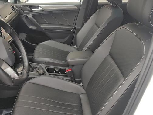 2022 Volkswagen Tiguan 2.0T SE R-Line Black 4MOTION