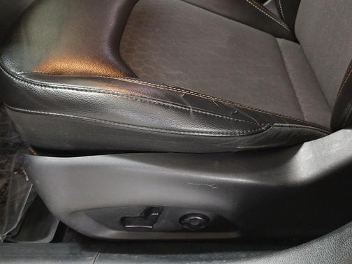 White Clearcoat 2018 Jeep Compass Latitude