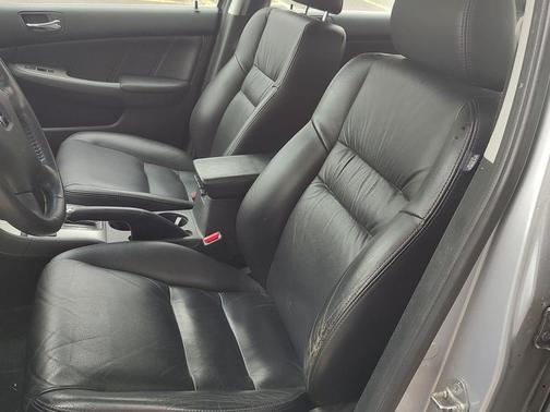 Satin Silver Metallic 2004 Honda Accord EX