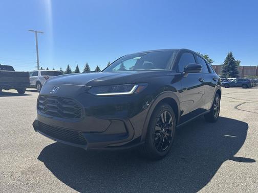 Crystal Black Pearl 2026 Honda HR-V AWD Sport