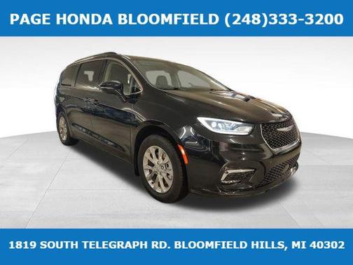 2022 Chrysler Pacifica Touring L