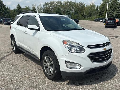 Summit White 2017 Chevrolet Equinox 1LT