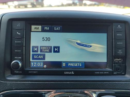 2013 Chrysler Town & Country Touring