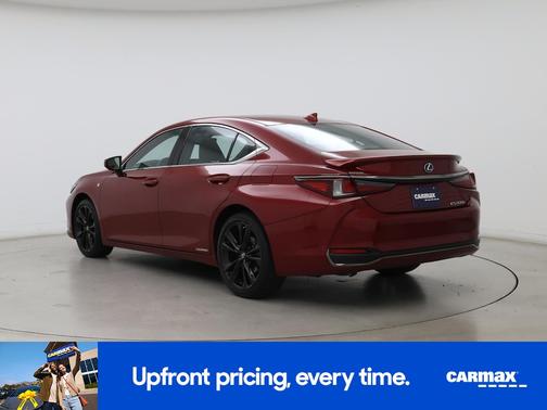 2022 Lexus ES 300h F-Sport