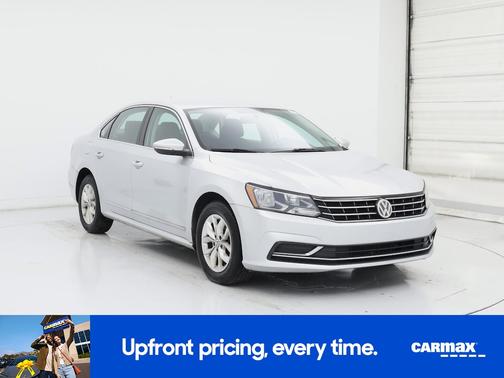 2017 Volkswagen Passat S