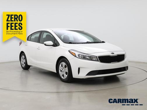 White 2017 Kia Forte LX