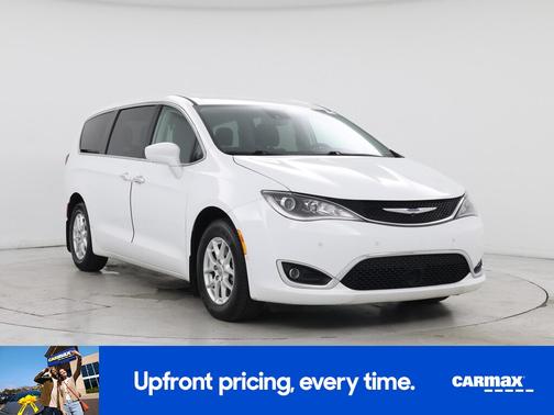 2020 Chrysler Pacifica Touring