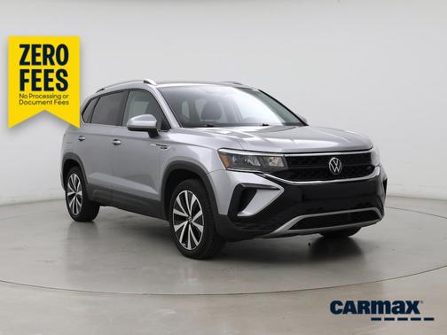 Silver 2023 Volkswagen Taos SE