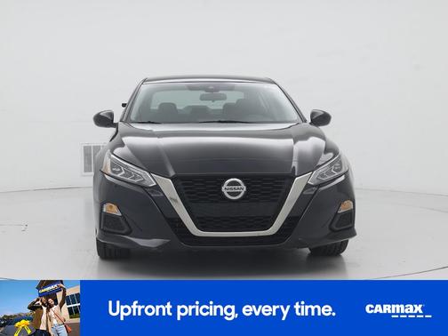 2022 Nissan Altima SR