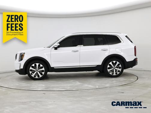 White 2021 Kia Telluride S