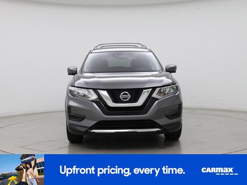 Gray 2019 Nissan Rogue SV