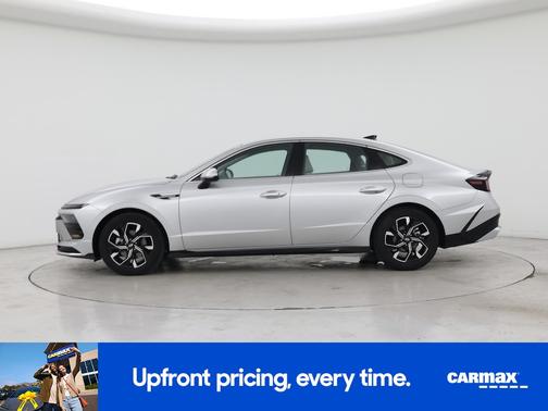 Silver 2025 Hyundai SONATA SE