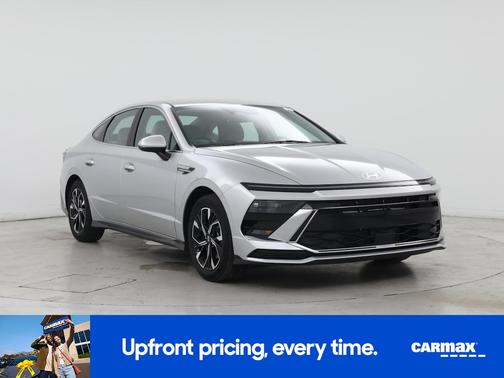 Silver 2025 Hyundai SONATA SE