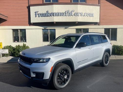 2025 Jeep Grand Cherokee L Laredo