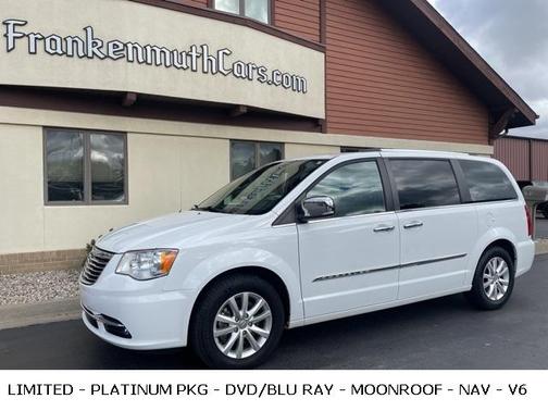 2016 Chrysler Town & Country Limited Platinum