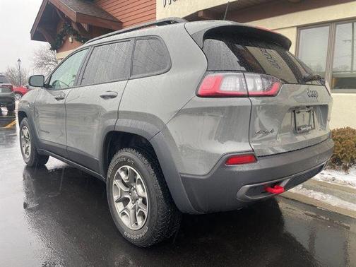 2022 Jeep Cherokee Trailhawk