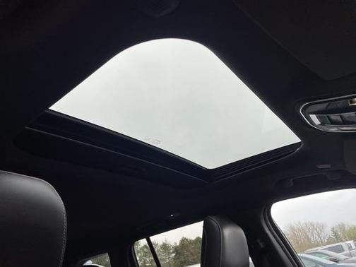 2022 Jeep Grand Cherokee Altitude