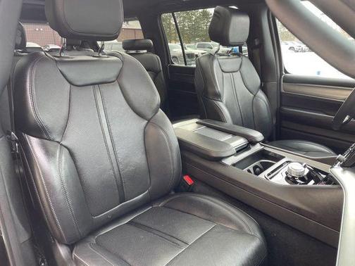 2023 Jeep Wagoneer Series II