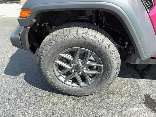 TUSCADERO 2026 Jeep Wrangler Sport