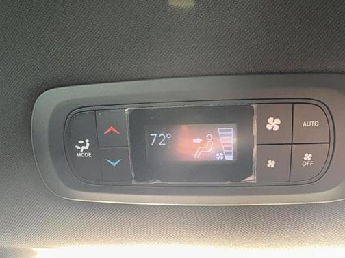 2025 Chrysler Pacifica Hybrid Select