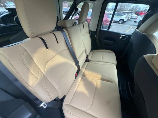 2025 Jeep Wrangler 4xe Sport