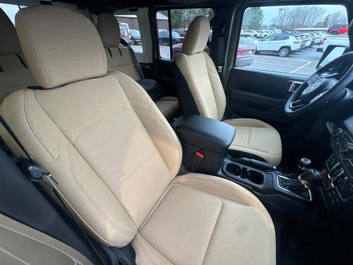 2025 Jeep Wrangler 4xe Sport