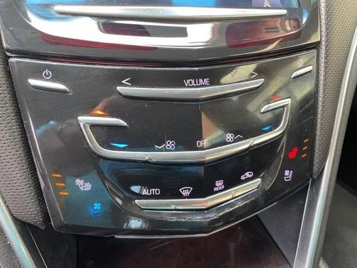 2016 Cadillac XTS Luxury Collection