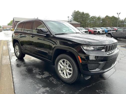 Black 2026 Jeep Grand Cherokee Laredo X 4x4