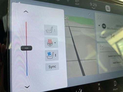 2024 Chrysler Pacifica Hybrid Pinnacle