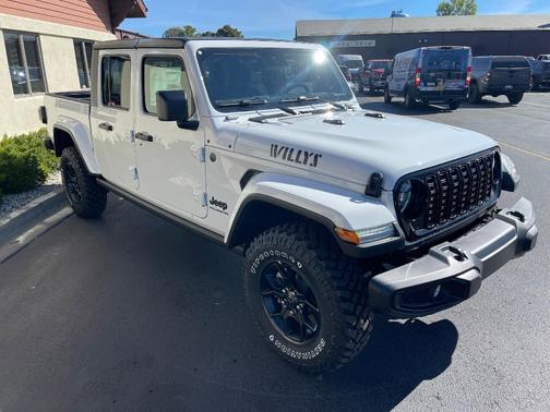 2025 Jeep Gladiator Sport