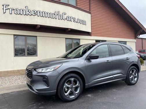 Carbonized Gray Metallic 2024 Ford Escape ST-Line