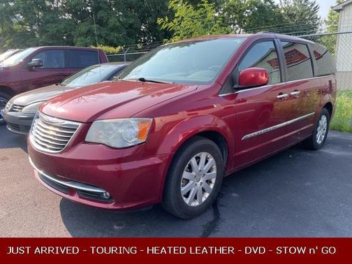 2015 Chrysler Town & Country Touring