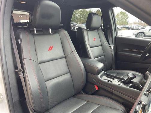 White Knuckle Clearcoat 2023 Dodge Durango GT