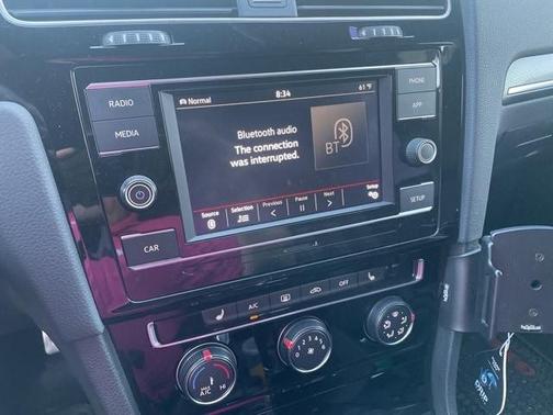 2018 Volkswagen Golf GTI 2.0T S 4-Door