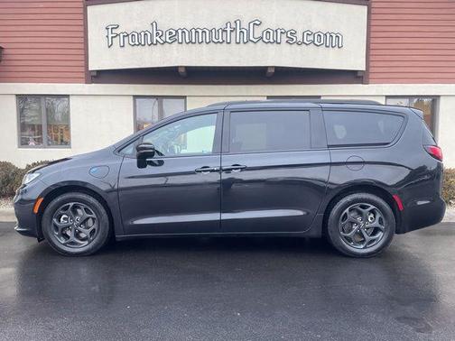 2021 Chrysler Pacifica Hybrid Limited