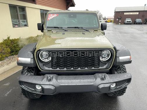 2025 Jeep Wrangler 4xe Sport