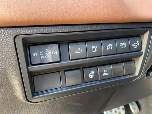 2025 Toyota Tundra Hybrid 1794 Edition