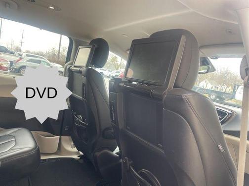 2019 Chrysler Pacifica Touring-L Plus