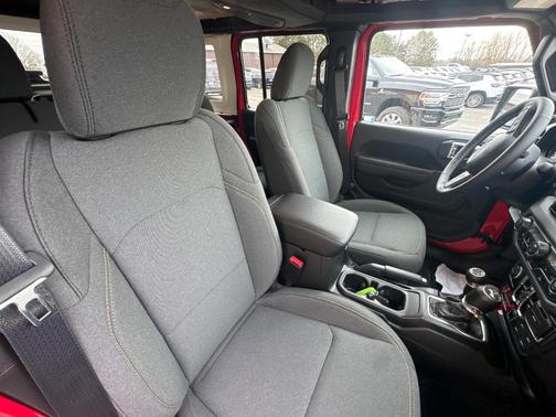 2025 Jeep Wrangler 4xe Sport