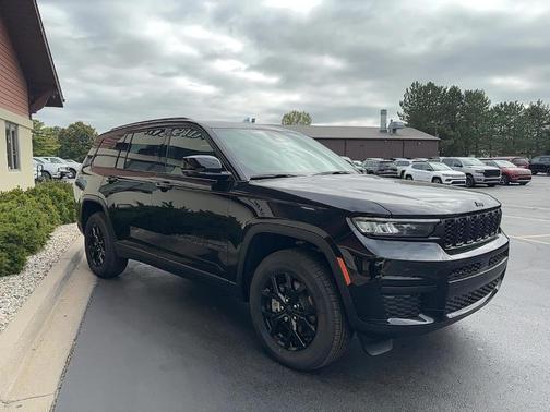 2025 Jeep Grand Cherokee L Laredo