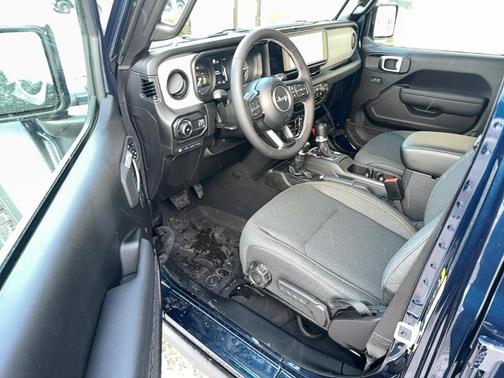2025 Jeep Wrangler 4xe Sport