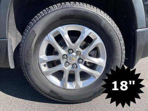 2020 Chevrolet Traverse LT Cloth